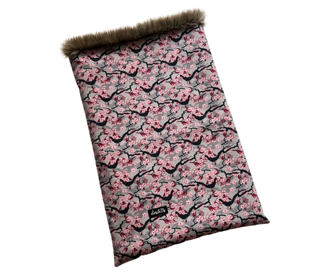 Sakura - Softschell Hundeschlafsack für kleinen Hund/ 50cm x 35cm (nicht umgeschlagen)