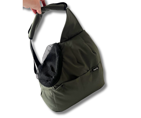 Für Hunde bis ca. 5kg / Sling-Wintertasche "Olivgrün" mit abnehmbarem Fensternetz / Gr. M