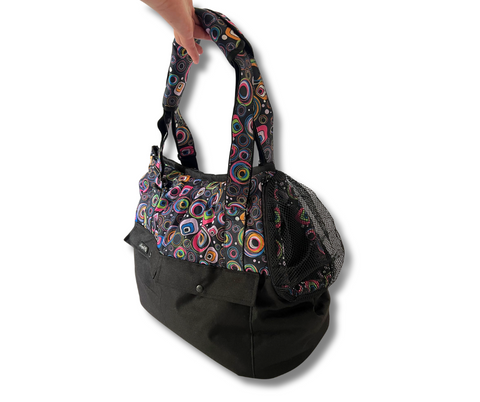 Für Hunde bis ca. 7kg / Wetterfeste Hundetasche "Happy Day" mit abnehmbarem Fensternetz Gr. L