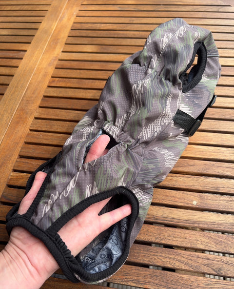 Wasserdichte Softschell - Stoffe. Für Ihre Bestellung bitte PN.