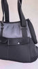 Hundetasche Graphite Air in Grau und Schwarz mit Schultergurt für sehr kleine Hunde