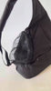 Im Produktvideo zeigen wir die neue Sling-Hundetasche „Blätterzauber“ von allen Seiten. Zu sehen sind der neue integrierte Reißverschluss, das abnehmbare Fensternetz, das herausnehmbare Inlay, das Wendekissen, der verstellbare Sling-Gurt mit Schulterpolster sowie der stabile Boden mit herausnehmbarer Holzplatte. Größe S für Mini-Hunde bis ca. 2,5 kg.